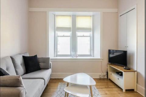 1 bedroom flat to rent, Albert Street, Leith, Edinburgh