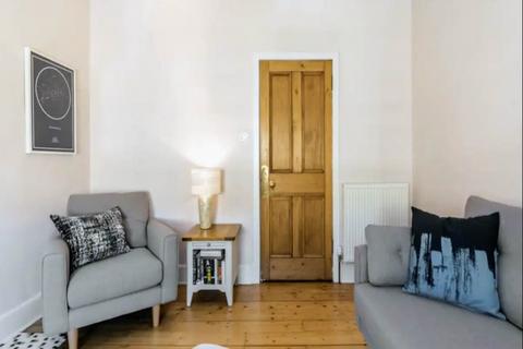 1 bedroom flat to rent, Albert Street, Leith, Edinburgh