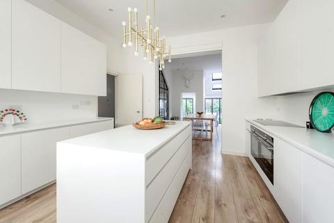 5 bedroom terraced house for sale, Agate Road, London W6