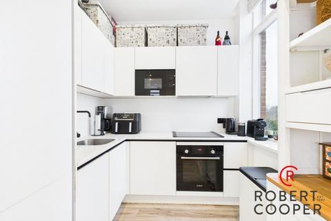 1 bedroom apartment for sale, Field End Road, Eastcote, HA4