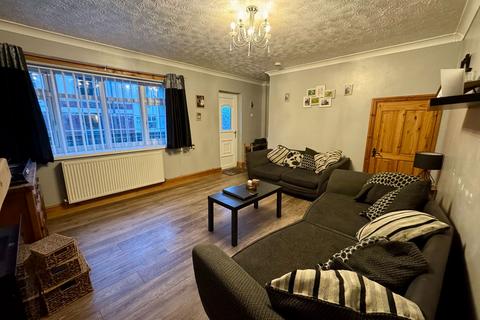2 bedroom semi-detached house for sale, Dominion Road, Swadlincote DE11