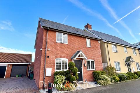 Cross Road, Clacton-on-Sea, Essex, CO16