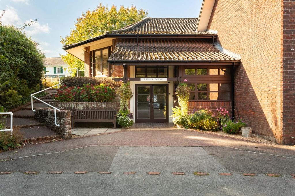 Rayner Court-15.jpg