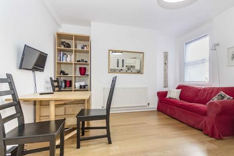 undefined, Cavell Street, London E1