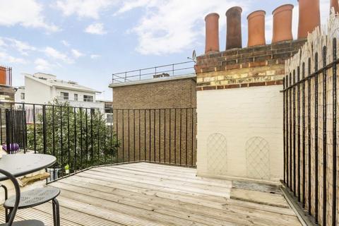 undefined, Cavell Street, London E1