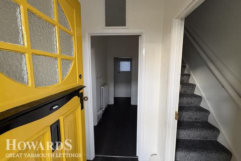 2 bedroom flat to rent, Hamilton Road, Great Yarmouth