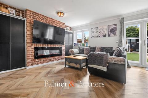 3 bedroom semi-detached house for sale, Barley Road, Kirby Cross, Frinton-on-Sea, Essex, CO13