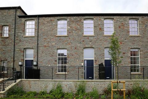 2 bedroom terraced house to rent, 2 Chapel Road, Bristol BS16