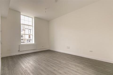 2 bedroom terraced house to rent, 2 Chapel Road, Bristol BS16