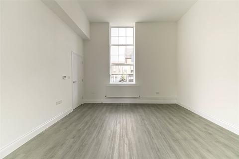 2 bedroom terraced house to rent, 2 Chapel Road, Bristol BS16