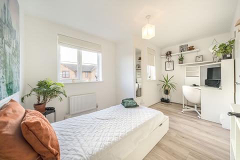 3 bedroom semi-detached house for sale, Harlinger Street, Woolwich, London, SE18
