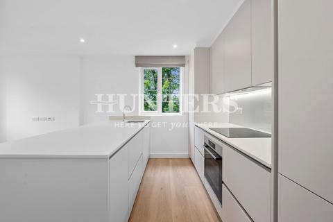 1 bedroom flat to rent, Crouch End Hill, London, N8