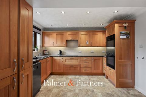 5 bedroom detached house for sale, Chase Road West, Great Bromley, Colchester, Essex, CO7