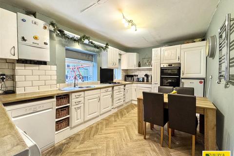 2 bedroom semi-detached house for sale, Burlow Road, Buxton