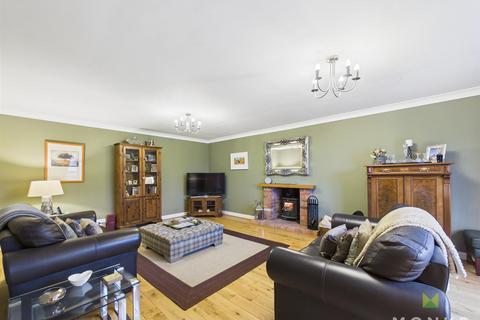 4 bedroom detached house for sale, Loppington.