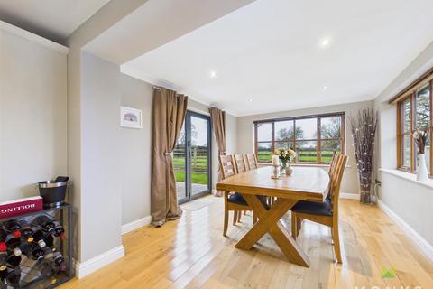 4 bedroom detached house for sale, Loppington.