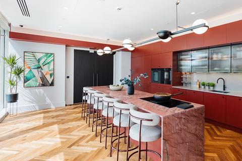 2 bedroom penthouse to rent, at The Mercian, 218 Broad Street B15