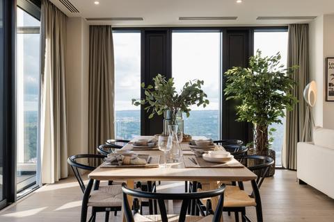 2 bedroom penthouse to rent, at The Mercian, 218 Broad Street B15