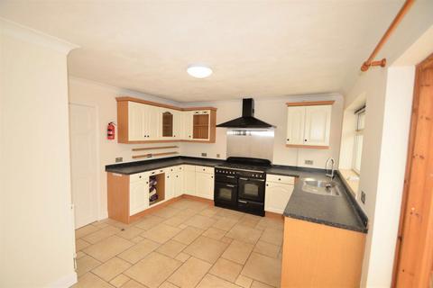 undefined, Milcote Way, Kingswinford