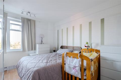 1 bedroom apartment for sale, Streatham High Road, London SW16