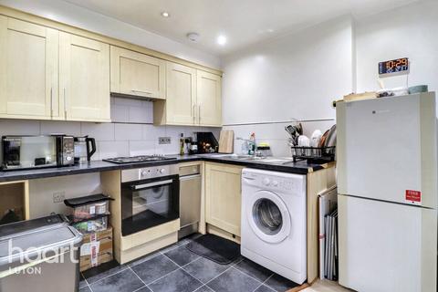 1 bedroom flat for sale, John Street, Luton