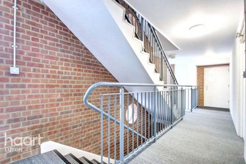 1 bedroom flat for sale, John Street, Luton