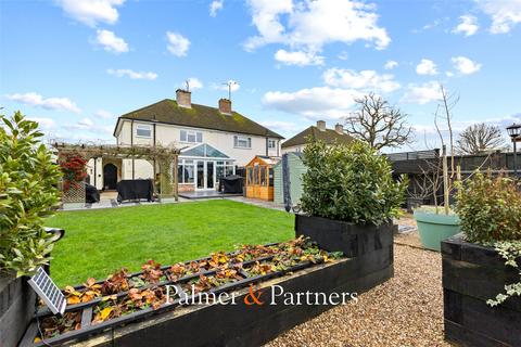 3 bedroom semi-detached house for sale, Rutland Avenue, Shrub End, Colchester, Essex, CO2