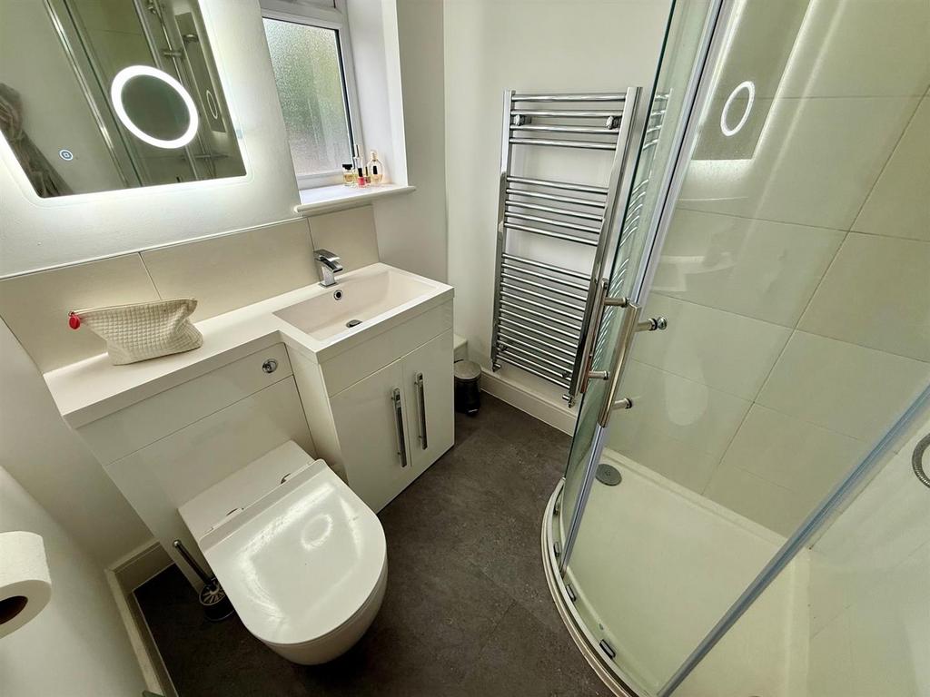 CD1a En Suite.jpg
