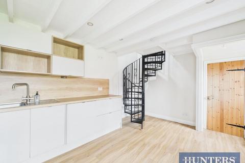 1 bedroom semi-detached house to rent, Railway Street, Beverley, HU17 0DX