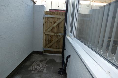 2 bedroom property to rent, Harrison Street