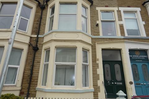 2 bedroom property to rent, Moore Street