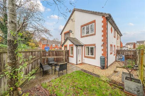 undefined, Maud Close, Devizes