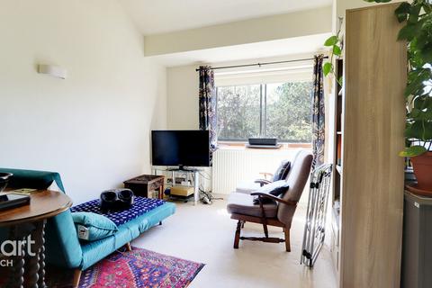 Pine Close, Norwich