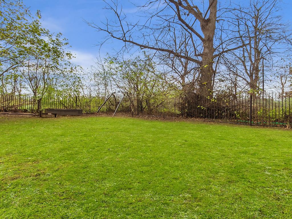 Rear Communal Garden