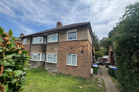 2 bedroom maisonette to rent, Eversley Avenue, Bexleyheath, DA7