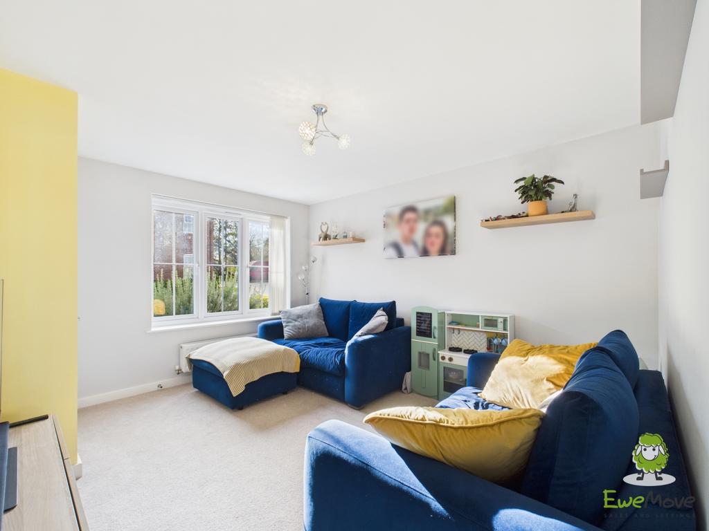 Ewe Move Estate Agents Basingstoke - Gable Rise -Li