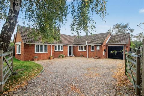 4 bedroom bungalow for sale, The Street, Surlingham, Norwich, Norfolk, NR14