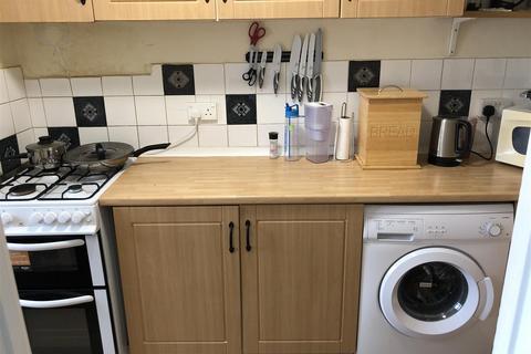 1 bedroom apartment to rent, Bell Court, Bell Lane, Hendon, LONDON, NW4