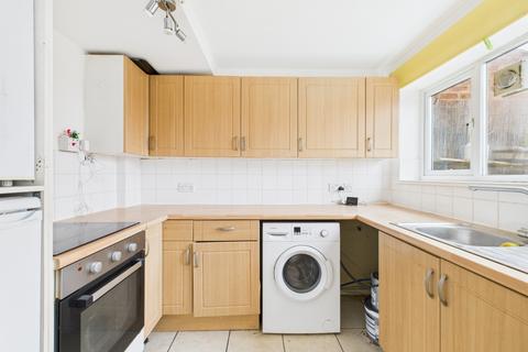 3 bedroom terraced house for sale, Stukeley Road, Basingstoke, RG21