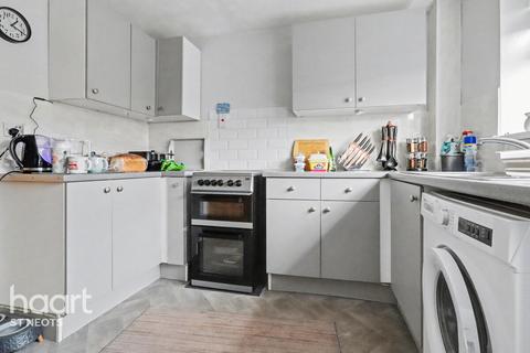 3 bedroom terraced house for sale, Nene Road, Huntingdon