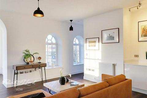 1 bedroom apartment for sale, St Clements Avenue, London, E3