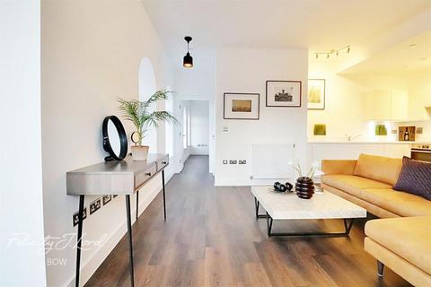 1 bedroom apartment for sale, St Clements Avenue, London, E3