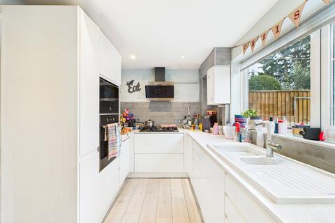 3 bedroom terraced house for sale, Brisbane Road, Christchurch, Dorset, BH23