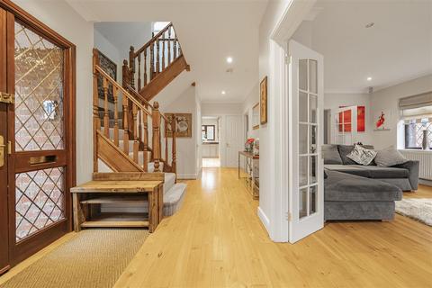 5 bedroom detached house for sale, Hampstead Close, Bricket Wood, St. Albans