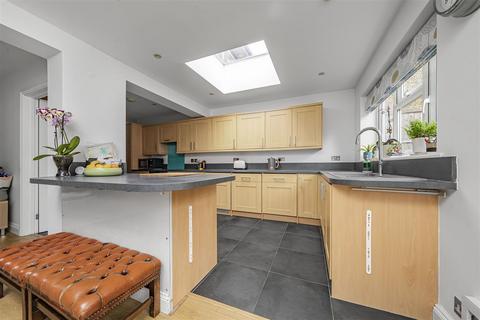 4 bedroom terraced house for sale, Wood End, Park Street, St. Albans