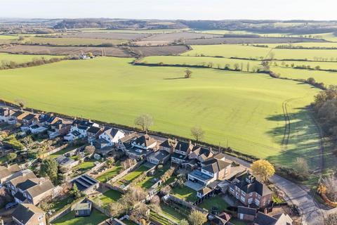 4 bedroom detached house for sale, Barton Road, Harlington