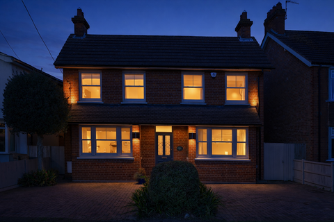 undefined, Barton Road, Harlington