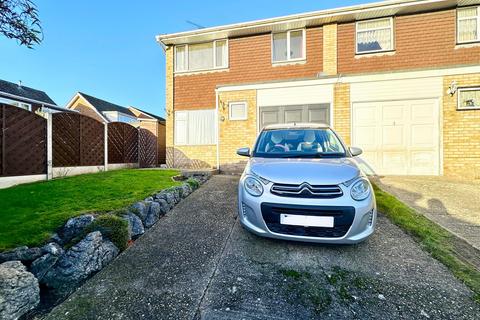 3 bedroom semi-detached house for sale, Haven Rise, Billericay CM11