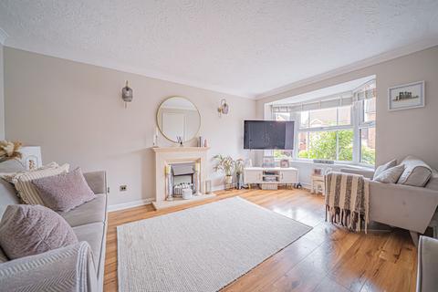 5 bedroom detached house for sale, Woodperry Avenue, Solihull, B91