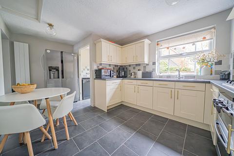 5 bedroom detached house for sale, Woodperry Avenue, Solihull, B91